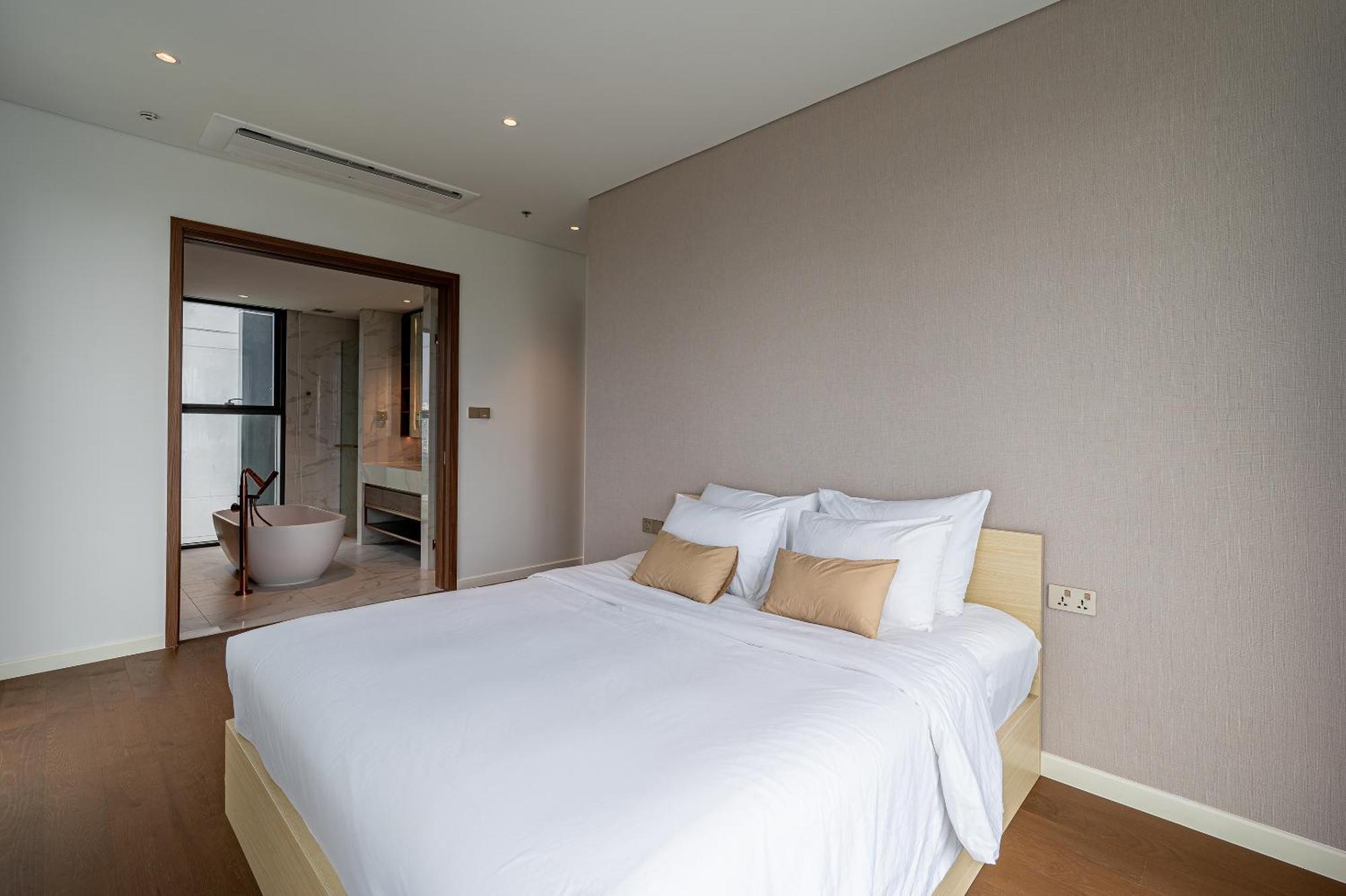The Metropole Opera Residence By Kaystay Ciudad Ho Chi Minh  Exterior foto